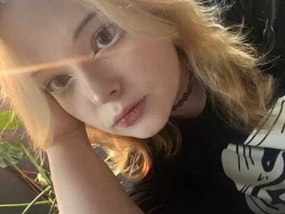 Electro_doll profile