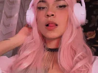 CrystalEvee webcam
