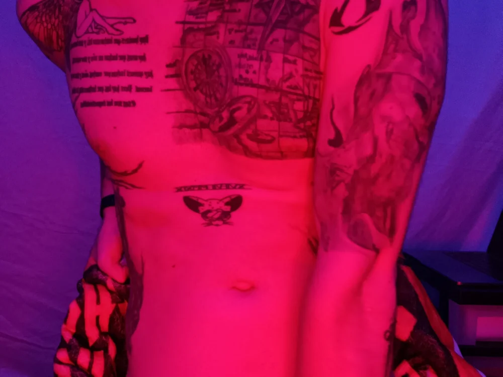 DallasDickson69's Offline XXX Chat