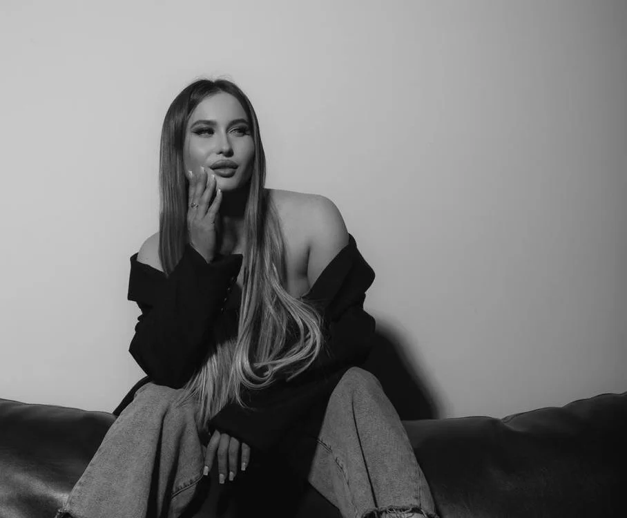 FrancieSteinbaugh Chat XXX offline