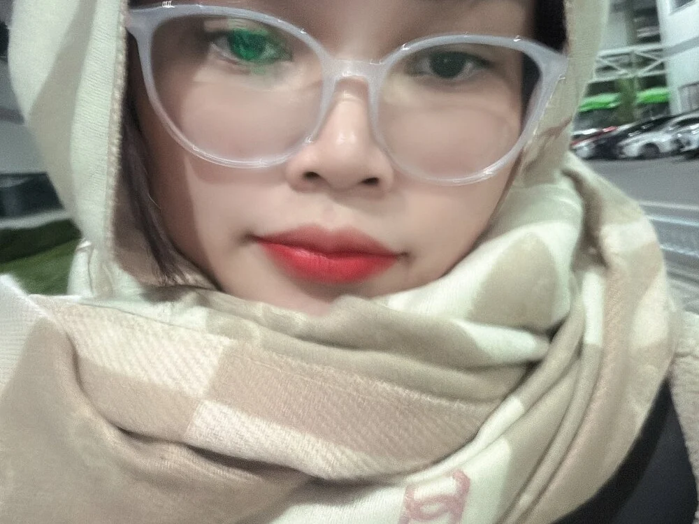 polly_chan 離線 XXX 聊天