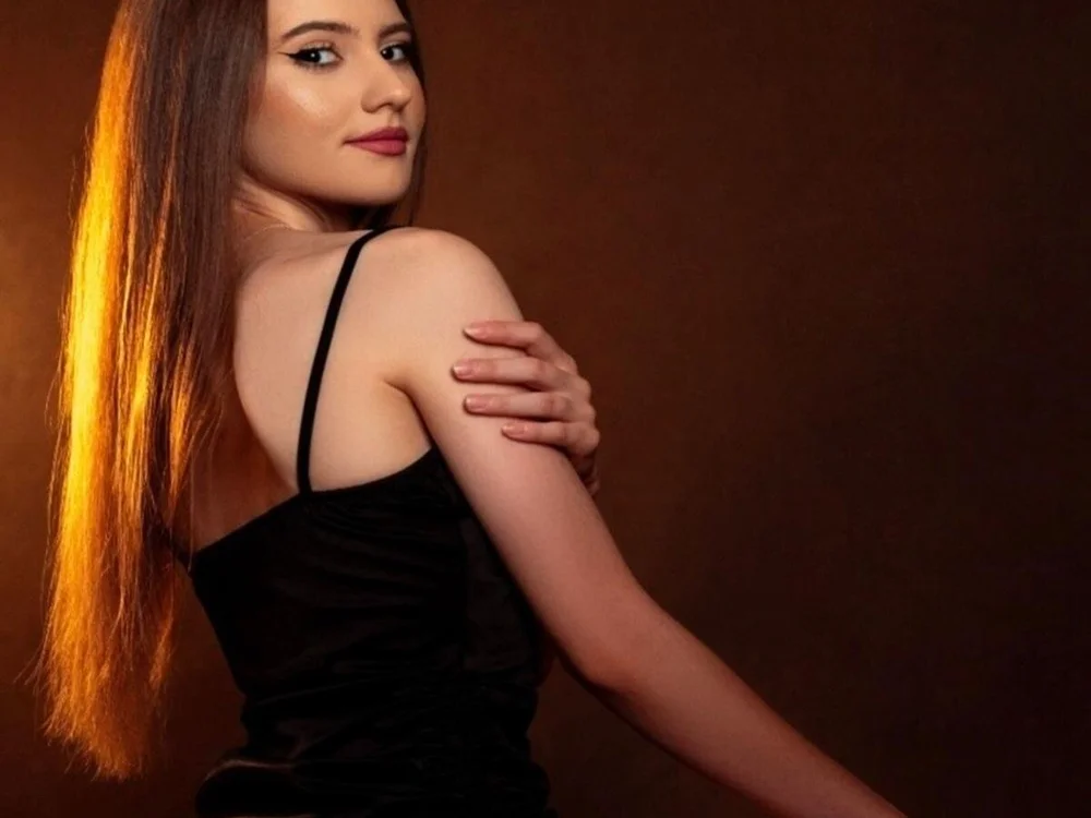 NatashaAlexandra's Offline Chat Room