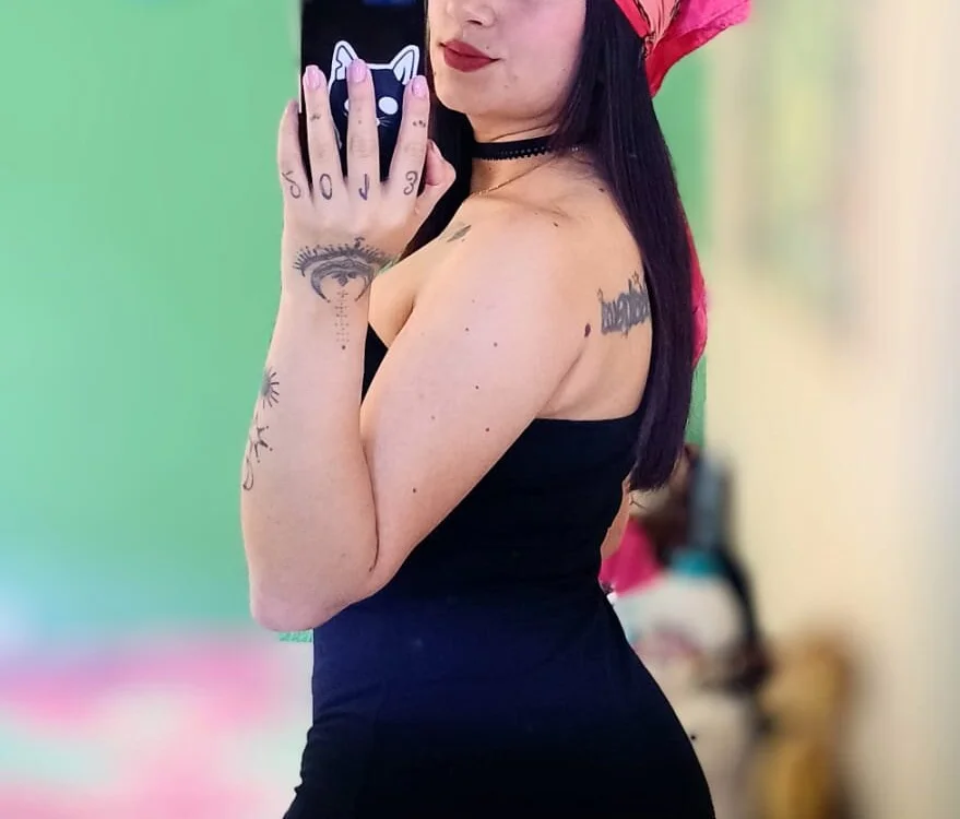 ScarlethSg Offline XXX-Chat