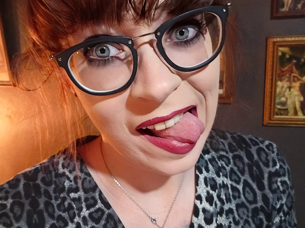 MistressThrope's Offline XXX Chat