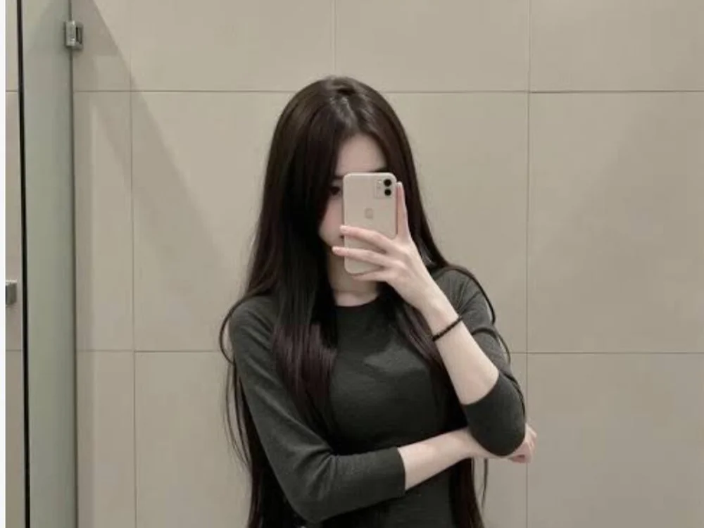 Thitay001 Offline XXX-chat