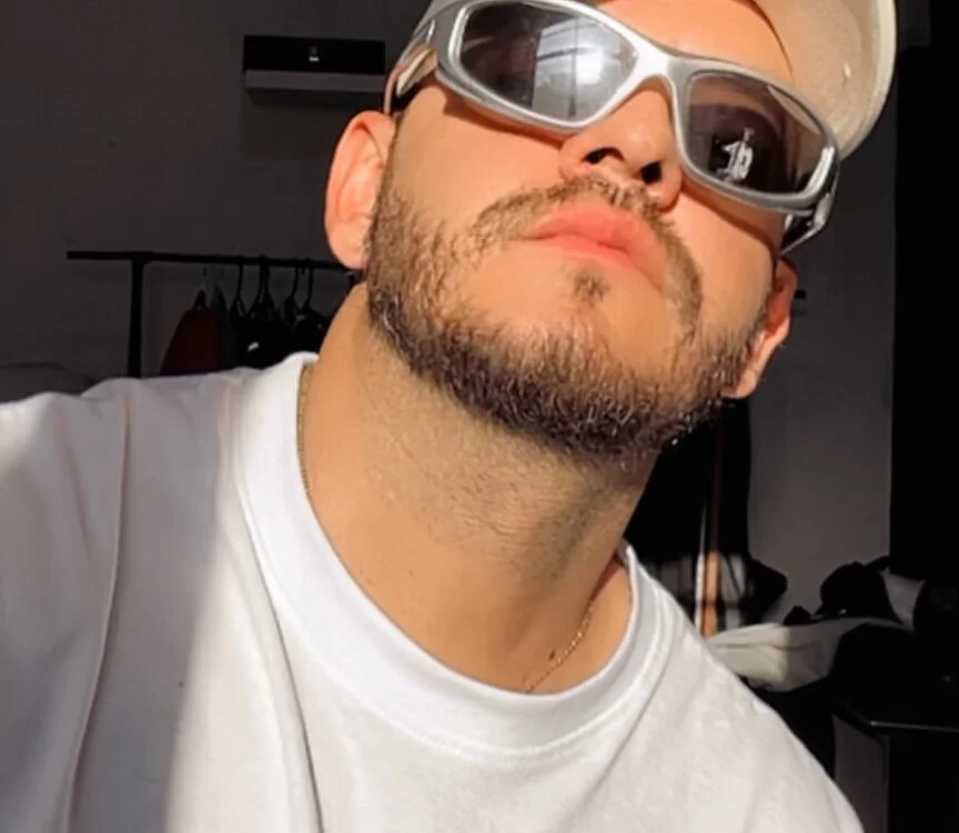 DanielMontoya27 offline chatrum