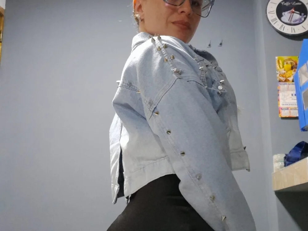 candy_vervelrs707 Chat XXX Ngoại tuyến