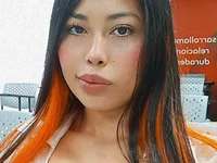 strawberry_small's Live XXX Chat