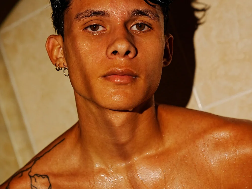 Axel_Night's Offline XXX Chat