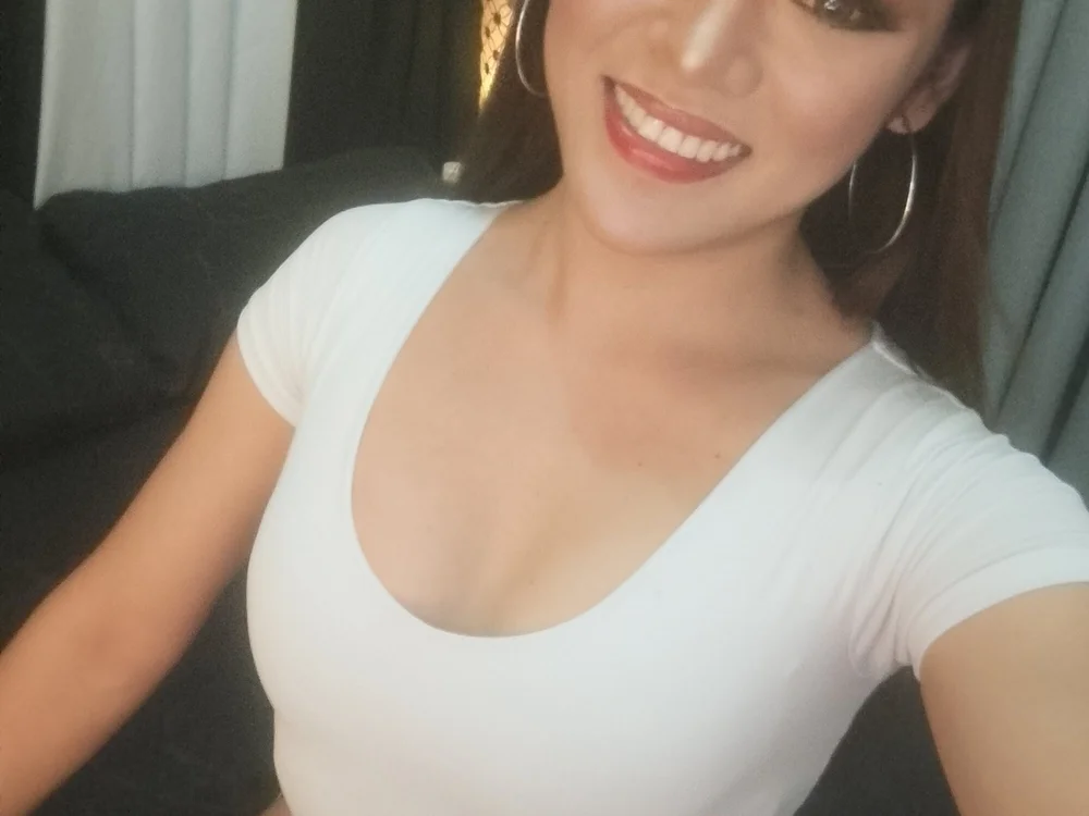 Sundae_Sweet's Offline Chat Room