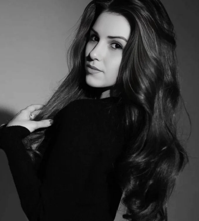 AngelaXBerry offline XXX-chat