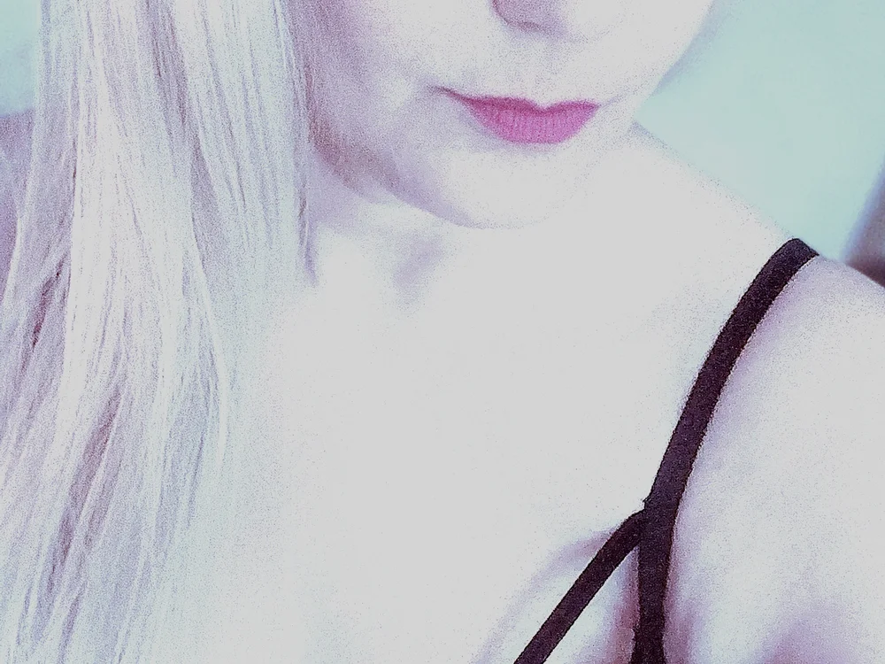 Milfi76 오프라인 XXX 채팅