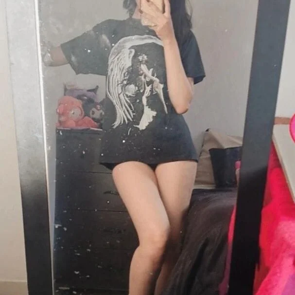 ela_petit: офлайн-секс-чат