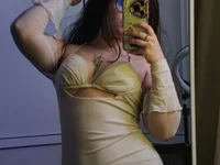LilyRavelle's webcam live show