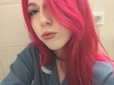 Lola_Ray_