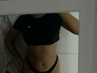 lavinia077's webcam live show