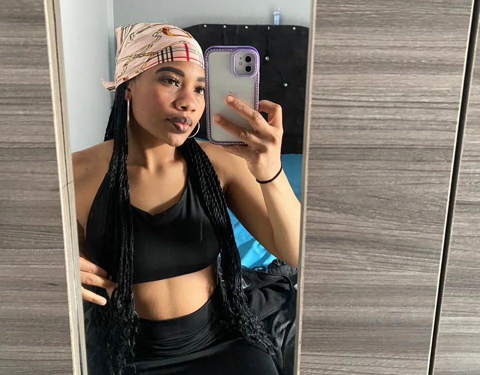 Chatroom XXX hors ligne de Charlotte_ebony_