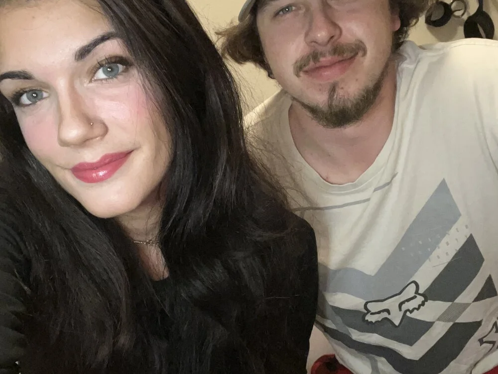 XXmissyXXmilesXX's Offline XXX Chat