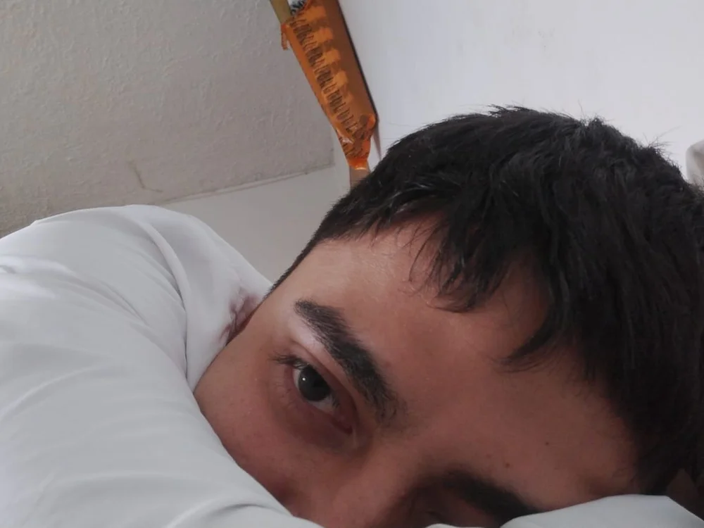 PANDALIGROZO's Offline Chat Room