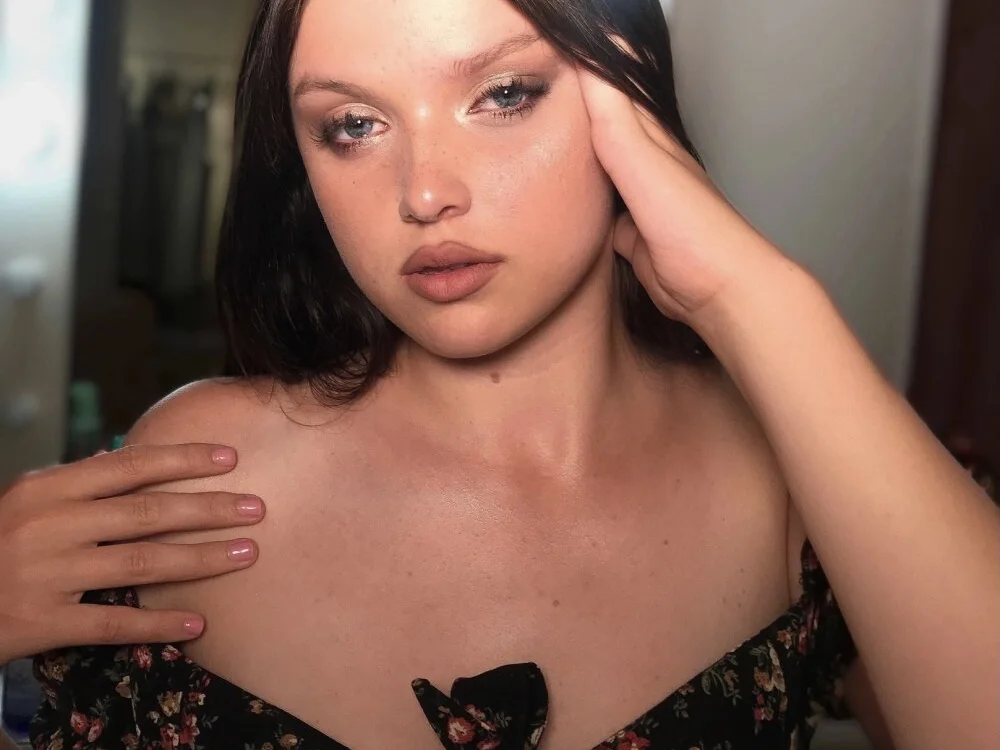 Chat +18 off-line de Chamoomile