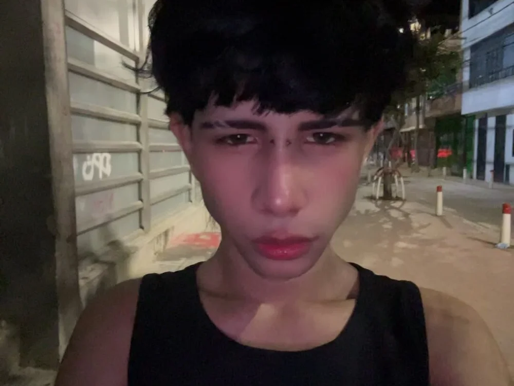 yeremmy_xh Chat XXX offline