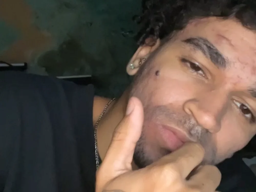 kaiqueeeh_90 Offline XXX-chat