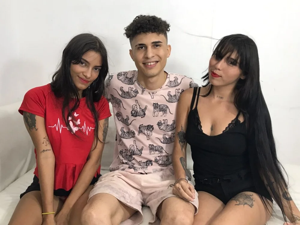 littleswores' Offline XXX Chat