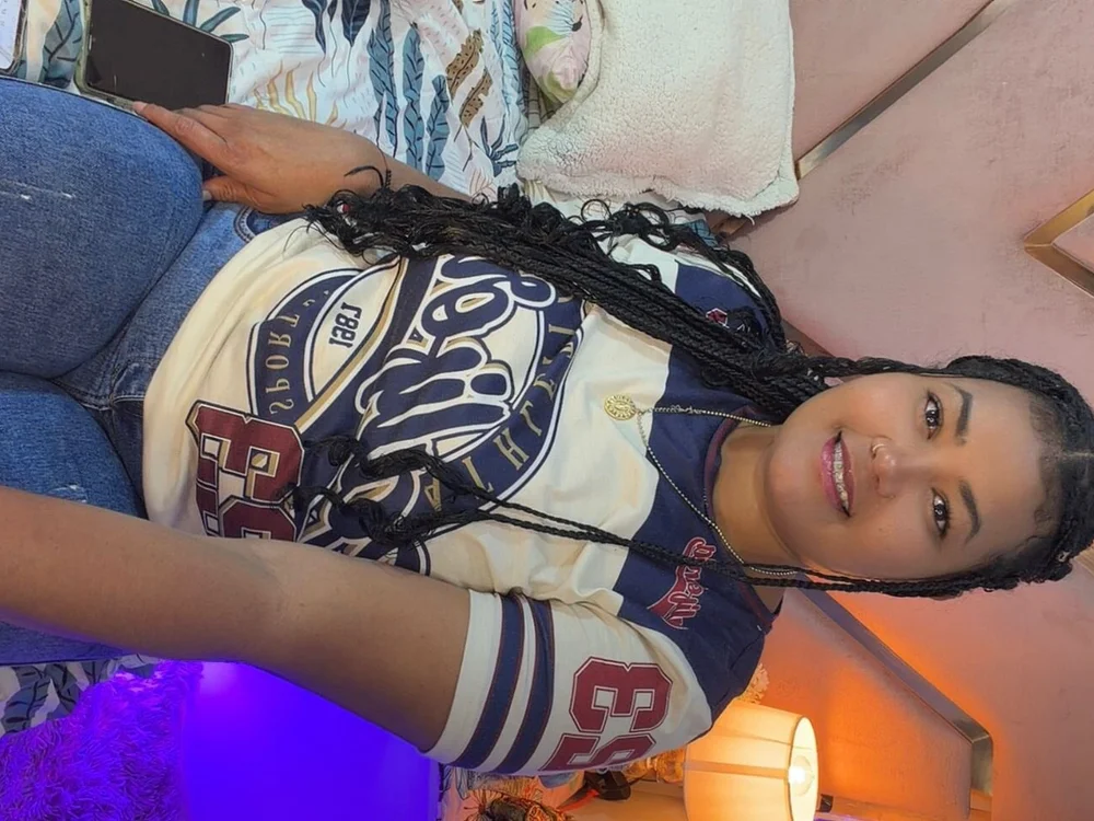 kinverlyn_777n Offline XXX chat