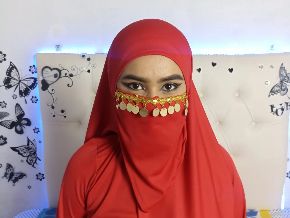 Adila_Hadi's Offline XXX Chat