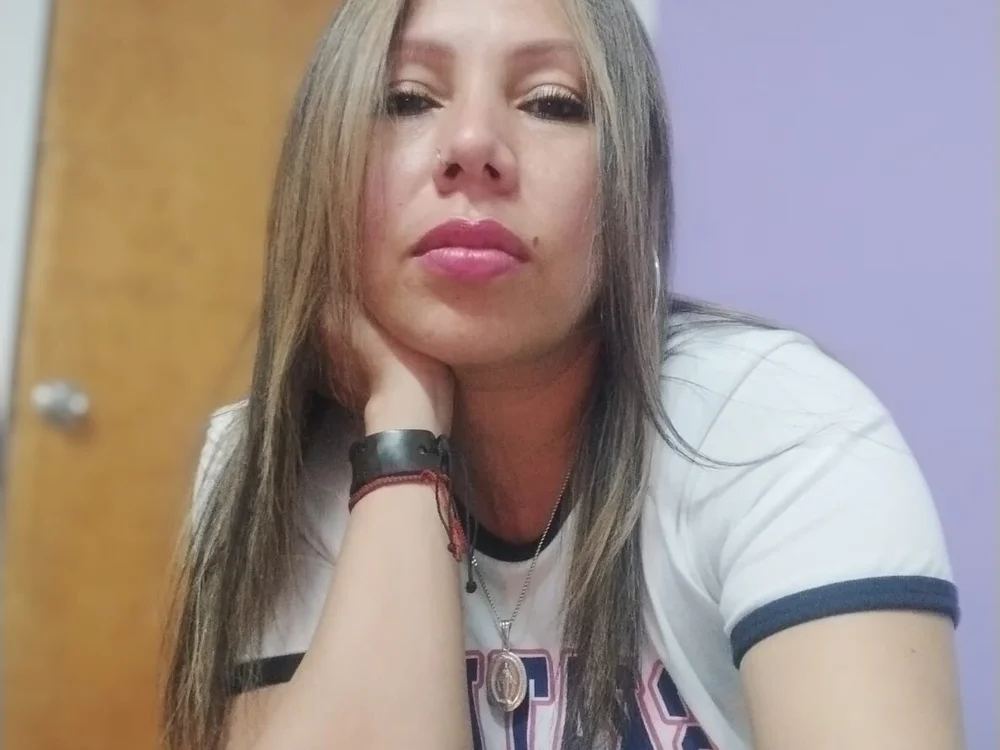 antonelacaliente offline chatrum