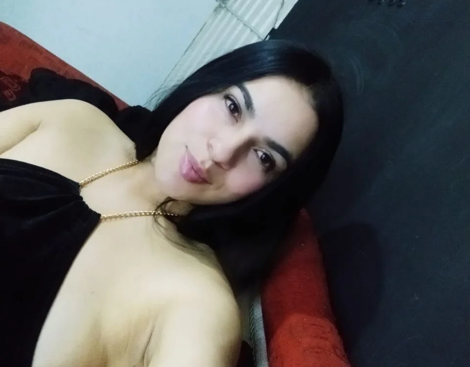 hellen_Arth's Offline XXX Chat