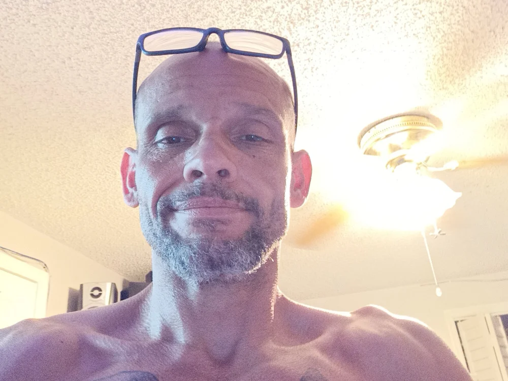 Chatroom XXX hors ligne de lelandm77