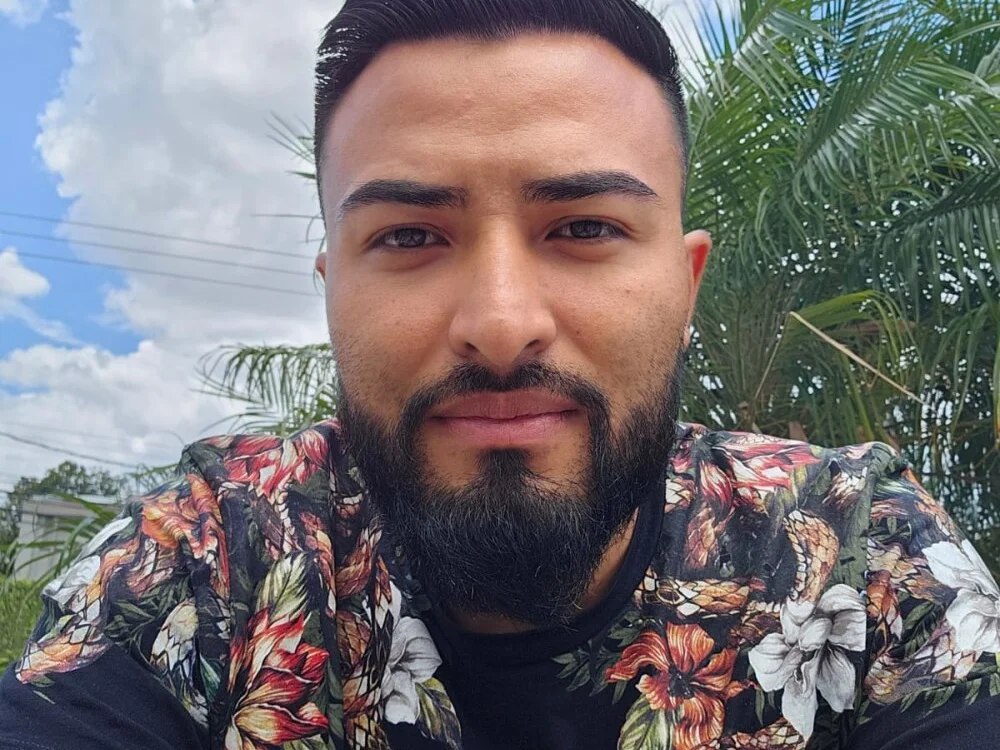 Lysamdro_NoctisのオフラインXXXチャット