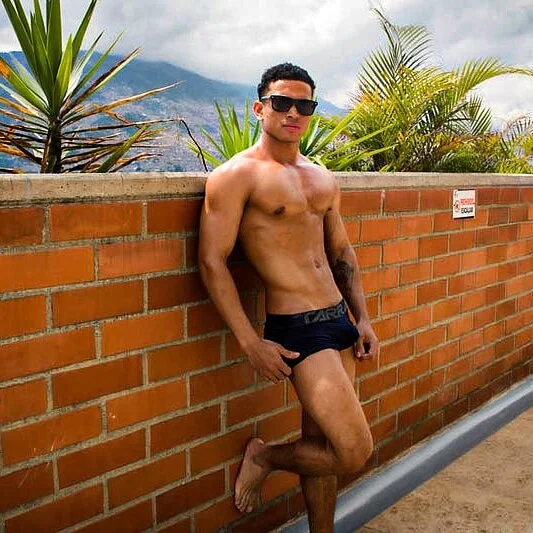 Stiven_collins Offline XXX-chat