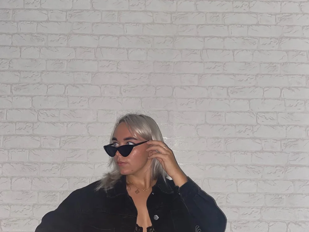 Adeline_A's Offline XXX Chat