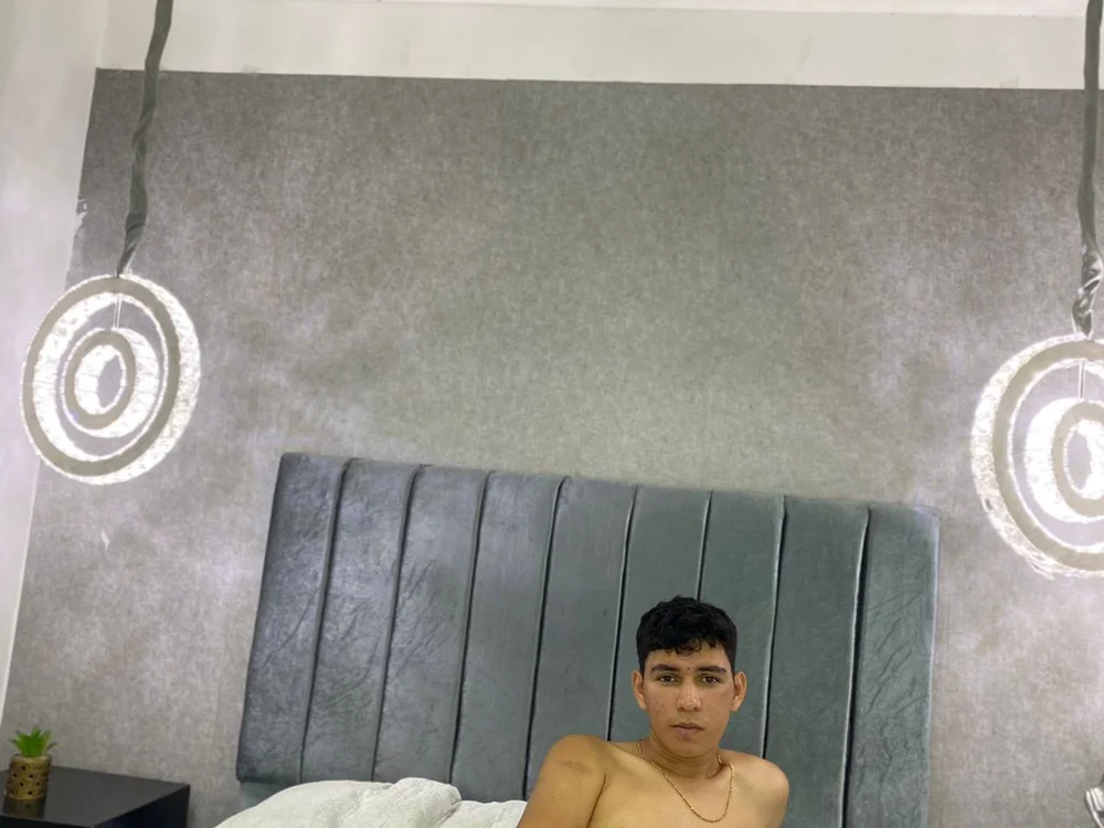 Andrey_Londor offline chatrum