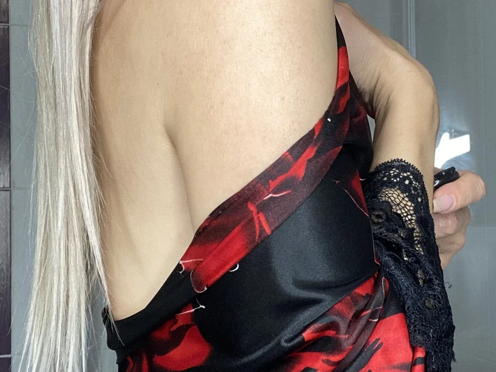 Liliya_cam's Offline XXX Chat