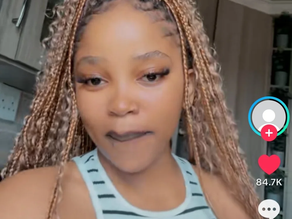 Thuliswa19 – Offline XXX chat