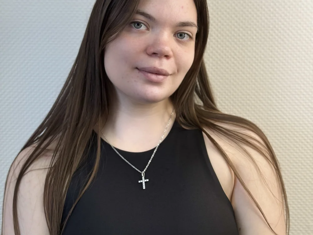 AinsleyBaggs offline chatrum