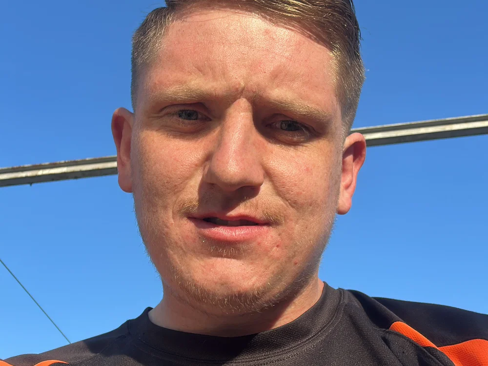 CertifiedGG18 離線 XXX 聊天