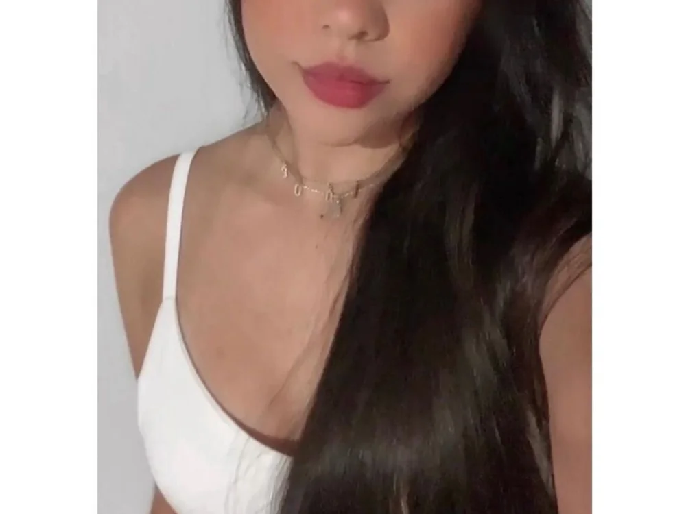 Isabella_rey_'s Offline Chat Room