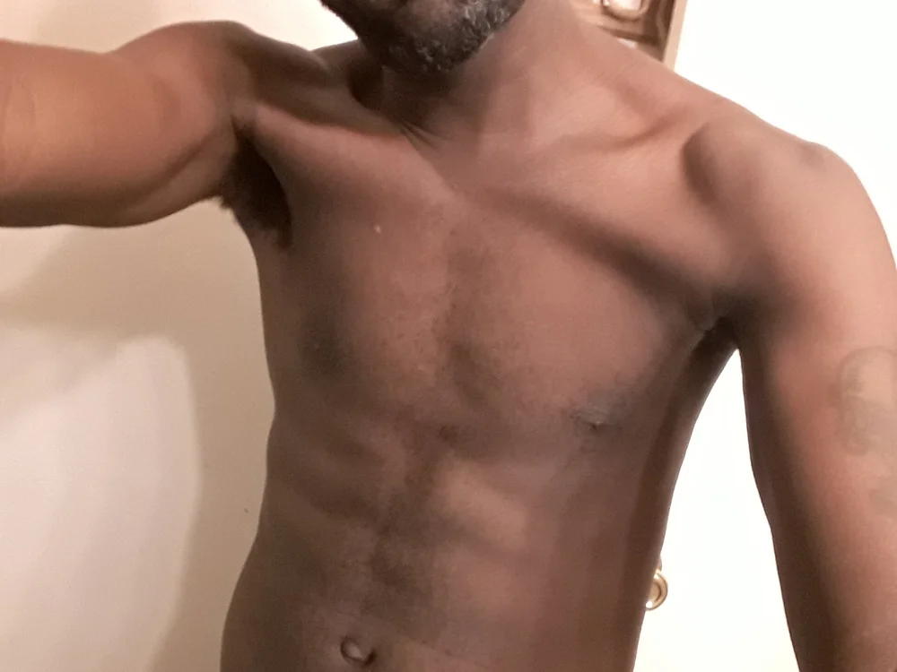 Mandingo198100's Offline XXX Chat