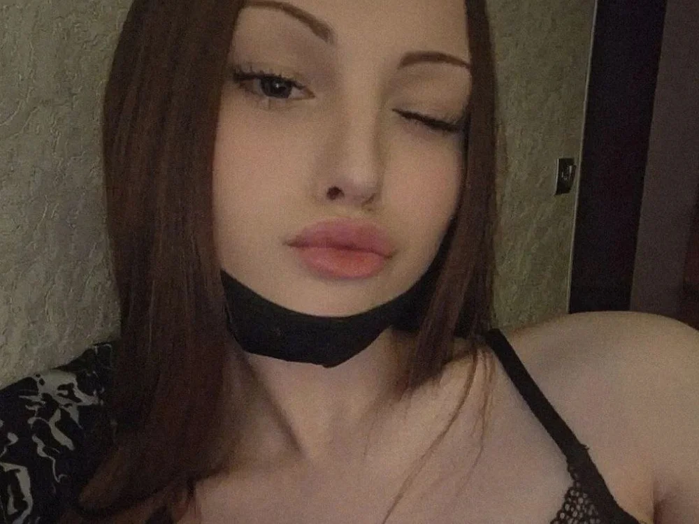 WendyShy Offline XXX-chat