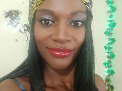 latinahot963 profile