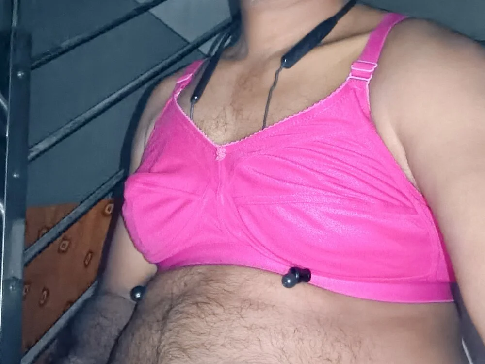 Bengal_Tiger420 offline XXX-chatje