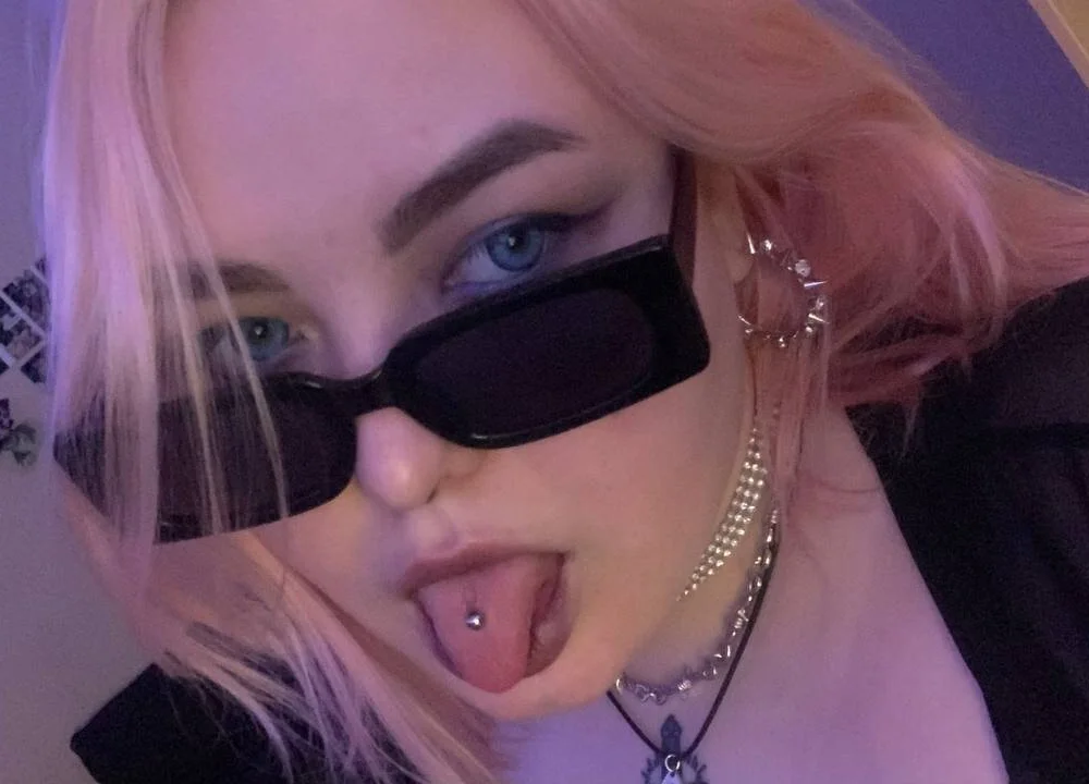 barbara_queen_size offline chatrum