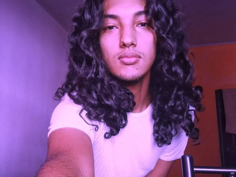 Purple_Sonett's Offline XXX Chat