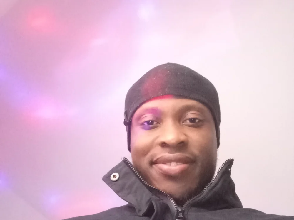 ogechi11's Offline Chat Room