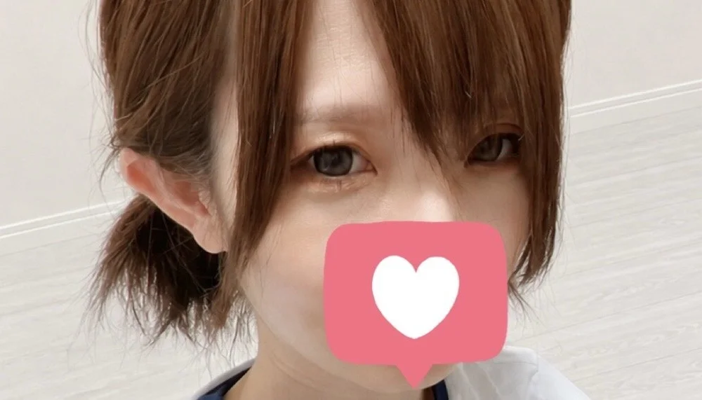 kurage_kura_ Adlı Modelin Çevrimdışı XXX Sohbeti