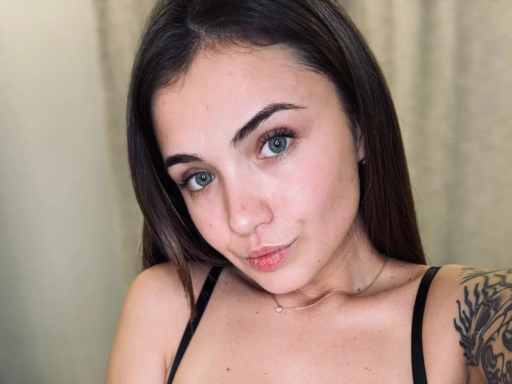 AmeliaONF's Offline Chat Room